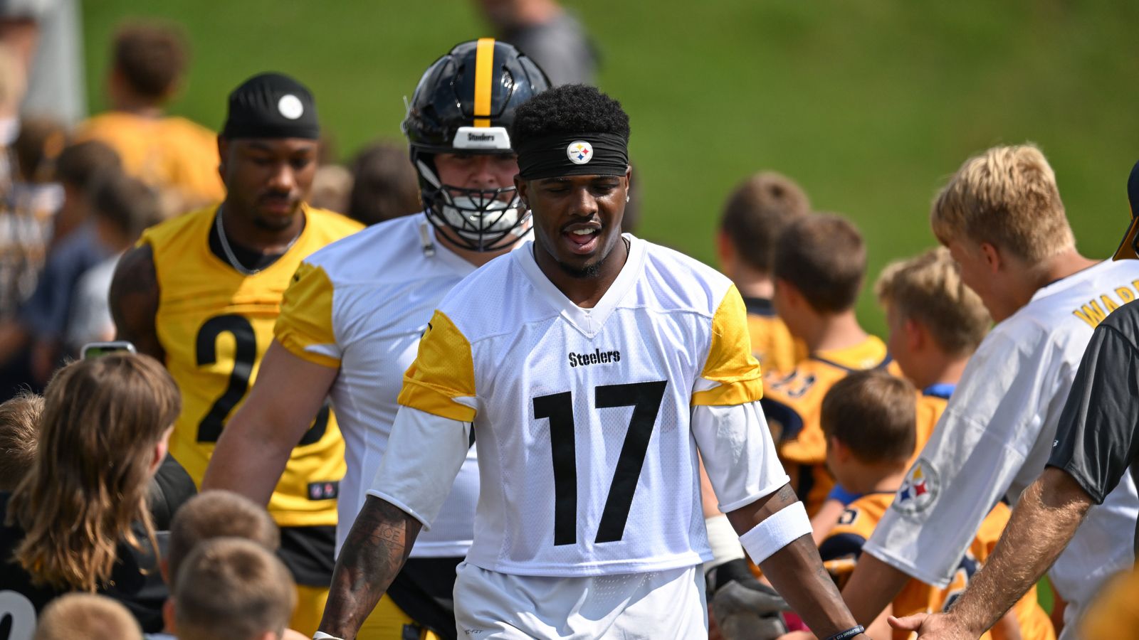 Steelers Rookie Germie Bernard Is Turning Heads With Surprising Veteran Maturity (Steelers News). Photo by Barry Reeger / Imagn Images