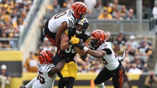 Steelers Make Critical Mistake With Pat Freiermuth Versus Bengals (Steelers News)