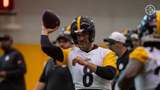 "We Needed Somebody": Steelers' Aaron Rodgers Calls Out Last Season’s Flaws  (Steelers News). Photo by Taylor Ollason / Pittsburgh Steelers