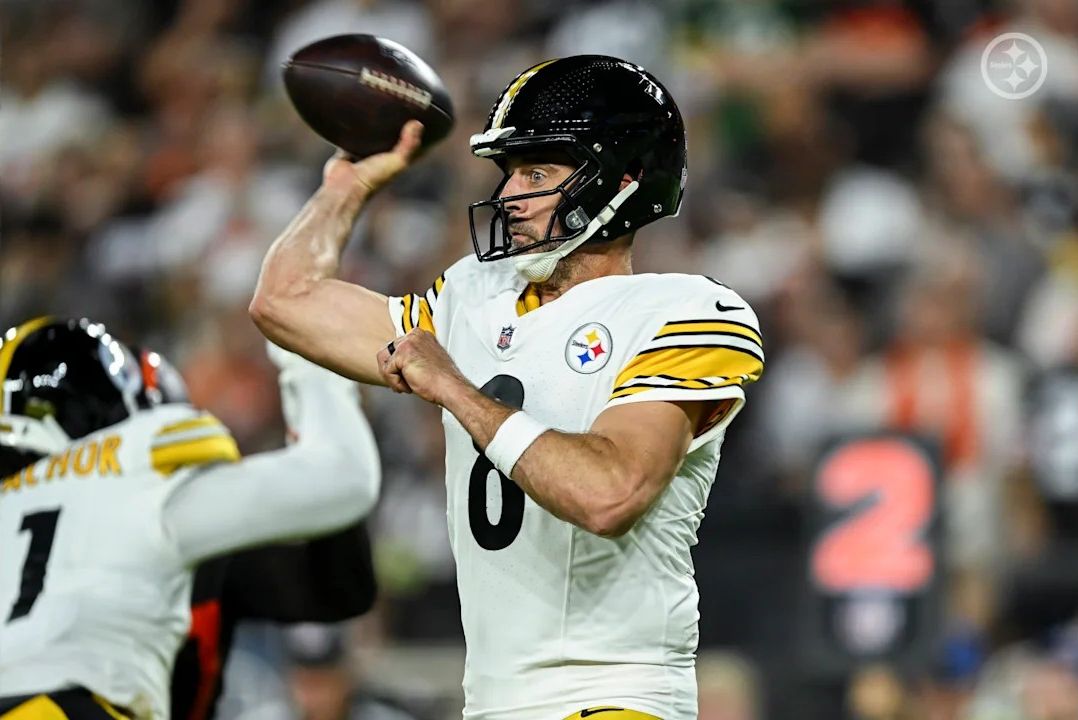 Steelers' Aaron Rodgers Steelers' Aaron Rodgers