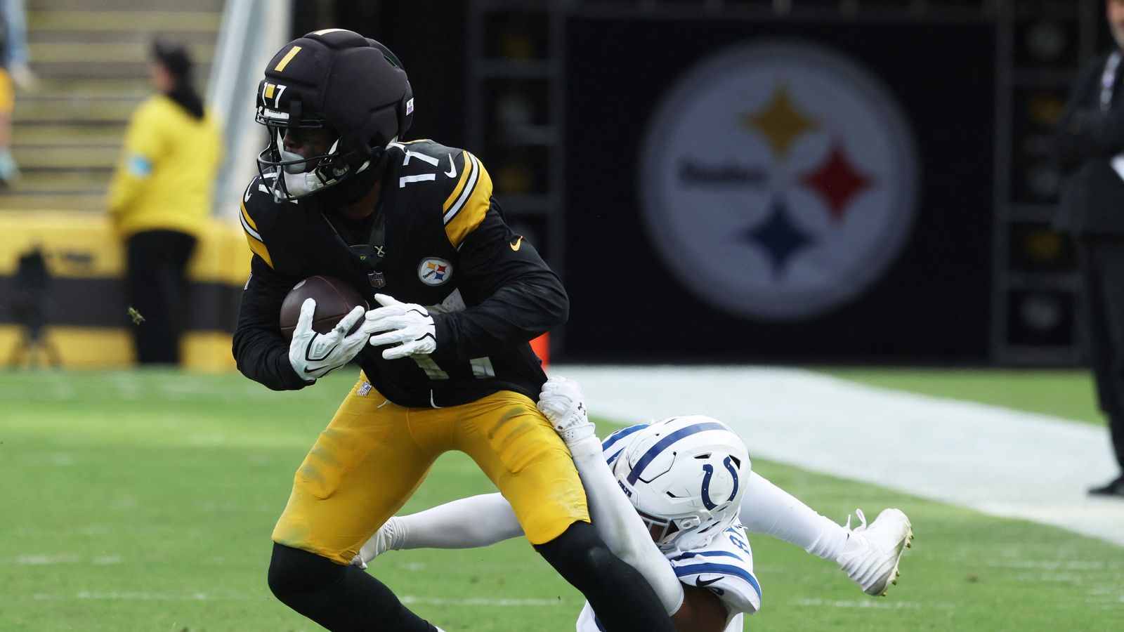 Germie Bernard Hears The Truth From Steelers' Aaron Rodgers Following Victory Over Colts (Steelers News). Photo by Charles Leclair / Imagn-Images