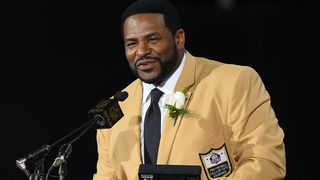 Steelers Legend Jerome Bettis Reveals The Brutal Truth Behind Mike Tomlin Stepping Down (Steelers News). Photo by Pro Football Hall of Fame 
