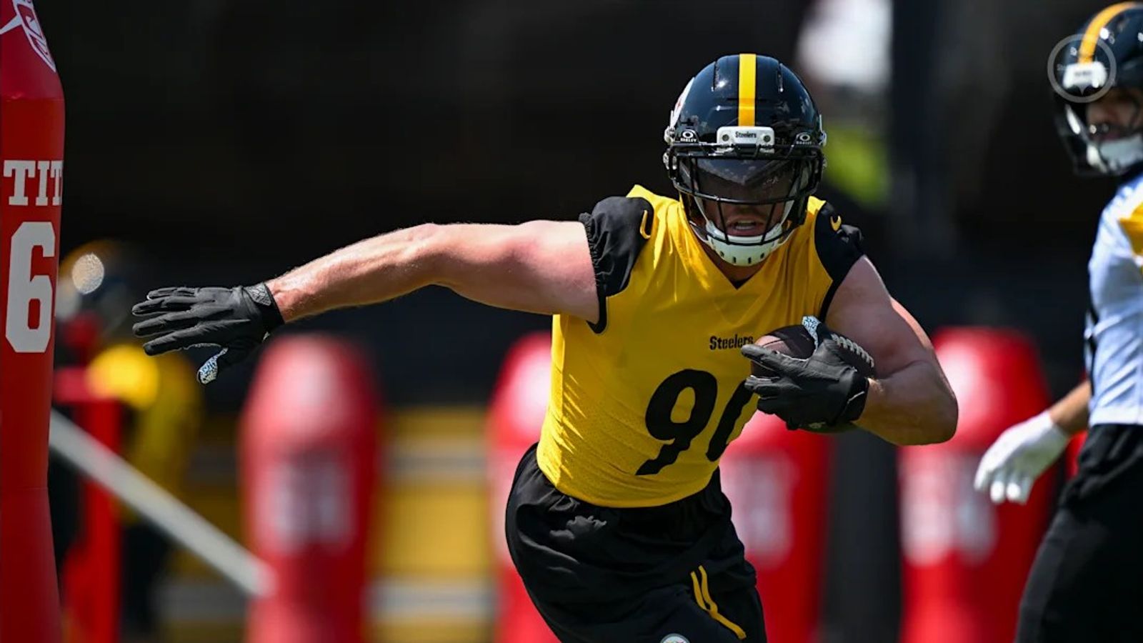 Steelers Insider Reveals How TJ Watt Can Reinvent Himself To Stay Dominant In 2026 (Steelers News). Photo by Karl Roser / Pittsburgh Steelers