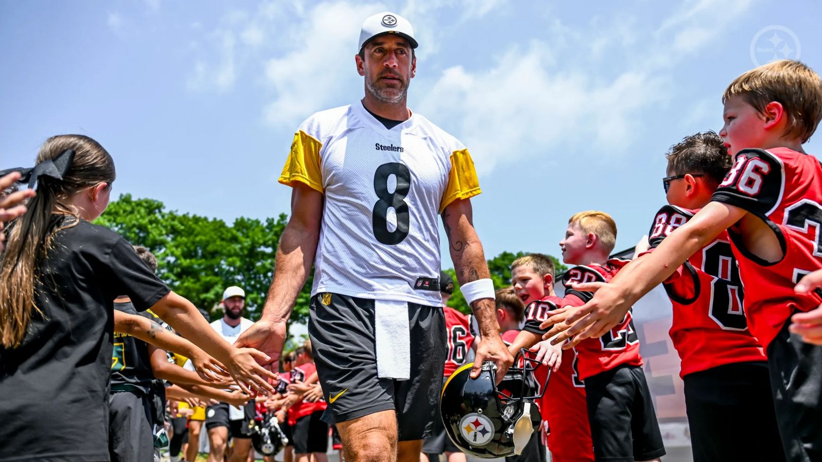 Steelers' Aaron Rodgers Already Has A New Favorite Target (Steelers News). Photo by Alysa Rubin / Pittsburgh Steelers