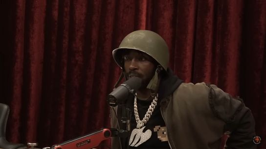 Steelers' Antonio Brown Explains The Controversial Reason Why His Former Teammate Was Told To Leave In Free Agency (Steelers News)