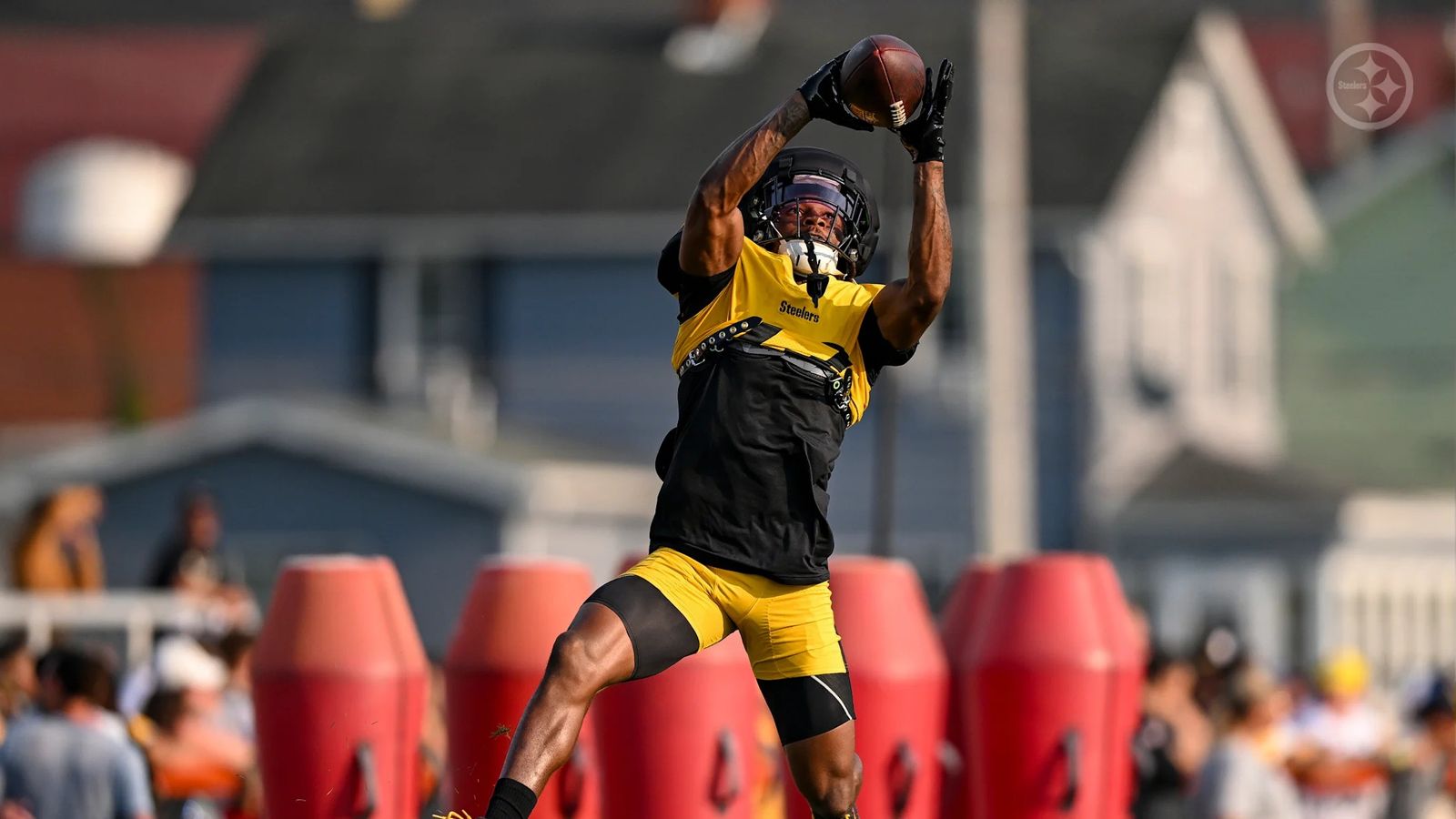 Steelers' Asante Samuel Jr Reveals Exactly How He Has Improved After Scary Injury (Steelers News). Photo by Jordan Perez / Pittsburgh Steelers