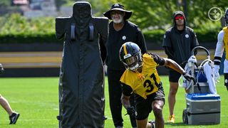 Steelers' Beanie Bishop Described Quick Moment With Aaron Rodgers: "Are Y'all Going To Keep F***ing Around, Or Are Y'all Going To Workout?" (Steelers News). Photo by Taylor Ollason / Pittsburgh Steelers