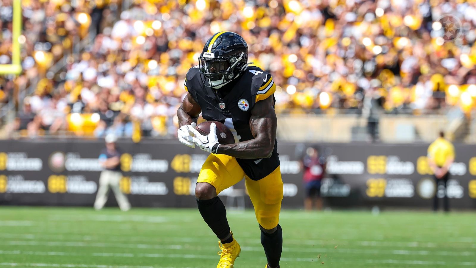 Steelers' DK Metcalf Explains Mindset After Urgent Issues From Week 1 (Steelers News). Photo by Jared Wickerham / Pittsburgh Steelers