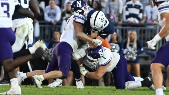 Steelers' Massive Quarterback Conundrum Has A Direct Answer. Photo by Barry Reeger / AP Photo