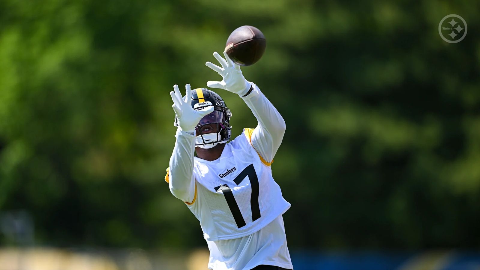 Steelers Rookie Germie Bernard Has Some Tricks Up His Sleeve For Beating Out Roman Wilson (Steelers News). Photo by Karl Roser / Pittsburgh Steelers