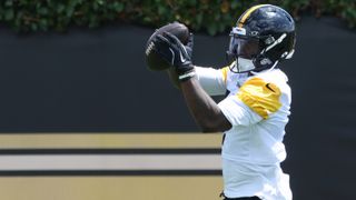 Steelers' Aaron Rodgers Gives Straightforward Message To Rookie WR Germie Bernard (Steelers News). Photo by Charles LeClaire / Imagn Images