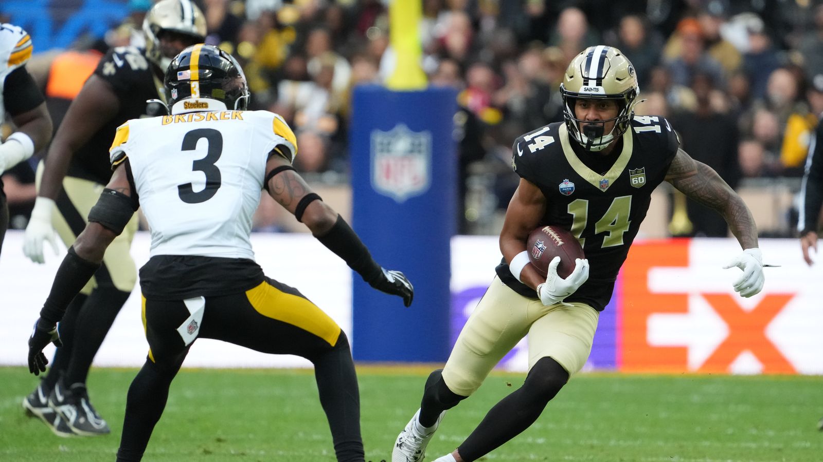 Steelers Are Finally Getting The Production They Expected From Free Agent Safety Jaquan Brisker (Steelers News). Photo by Kirby Lee / Imagn Images