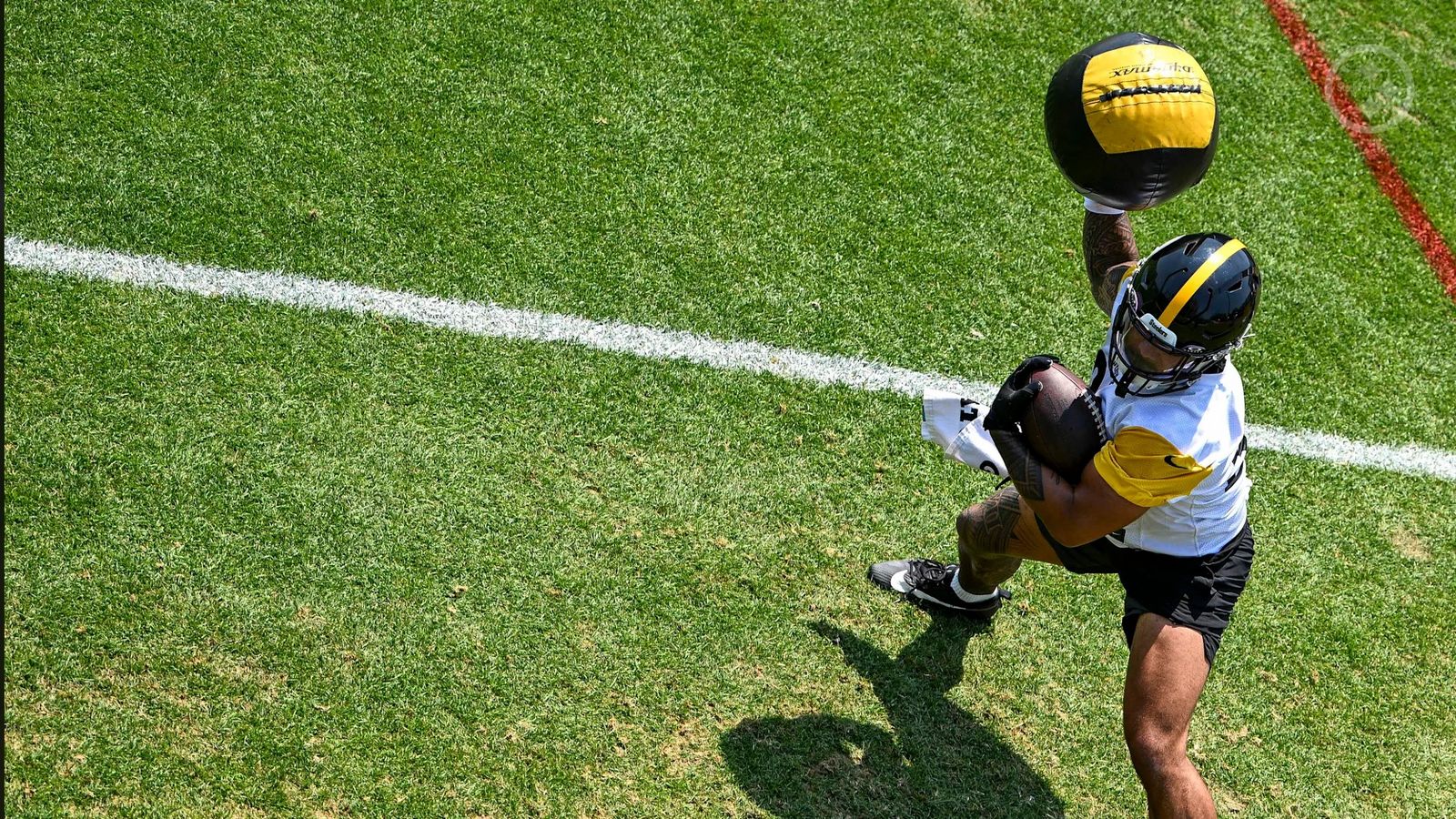 Steelers' Jaylen Warren Admits To Making A Big Training Change For 2025 (Steelers News). Photo by Alysa Rubin / Pittsburgh Steelers