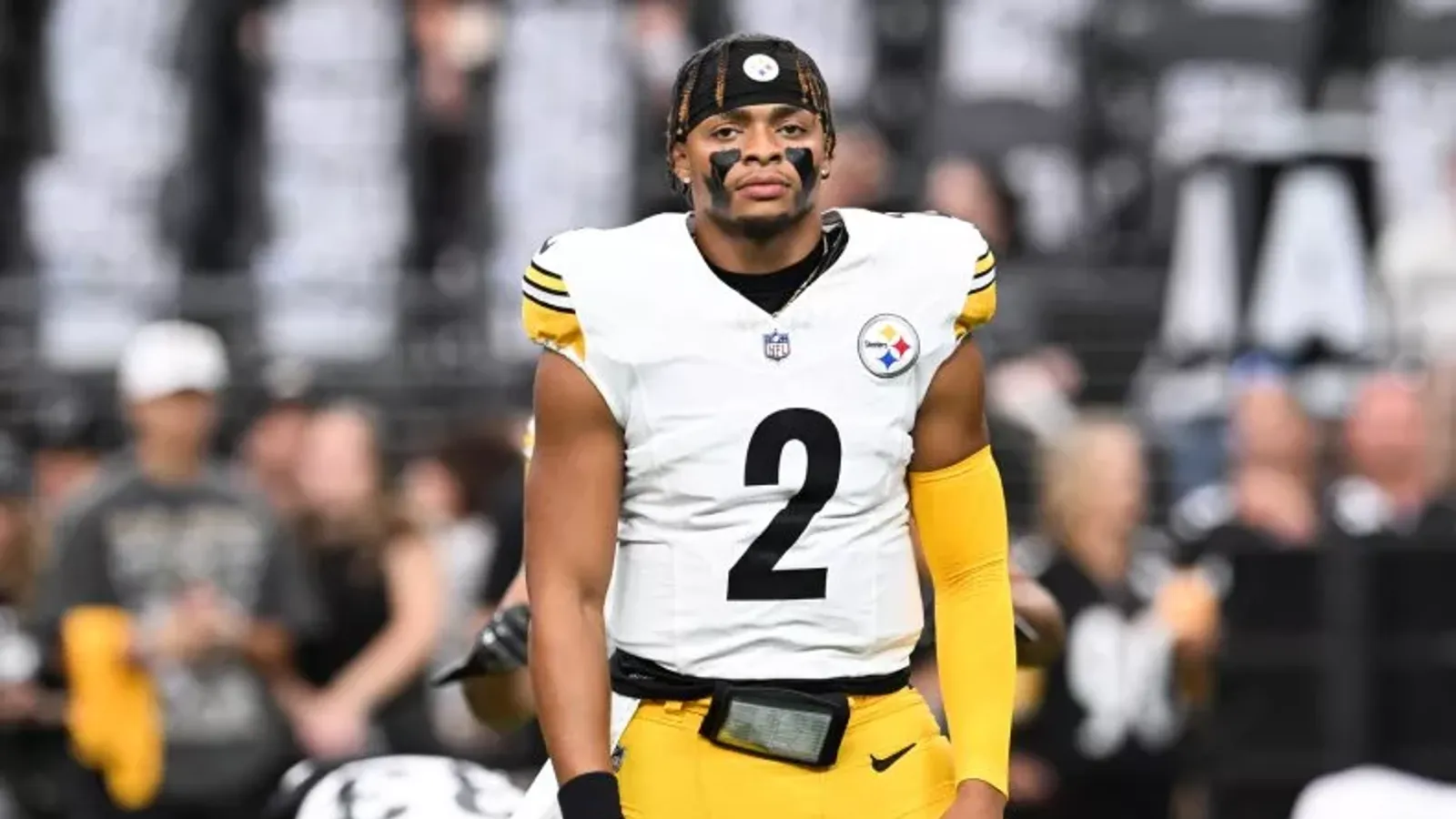 Steelers' Justin Fields Receives Loads Of Credit For His Humility In Rough Situation