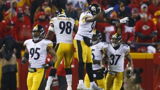 Former Steelers Fan Favorite Revealed Devastating Message From Hall Of Famer That Ended His Career (Steelers News). Photo by Jay Biggerstaff / Imagn Images