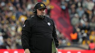 Steelers' Mike McCarthy Has To Fix 1 Key Issue To Keep Win Streak Alive (Steelers News). Photo by Kirby Lee / Imagn Images