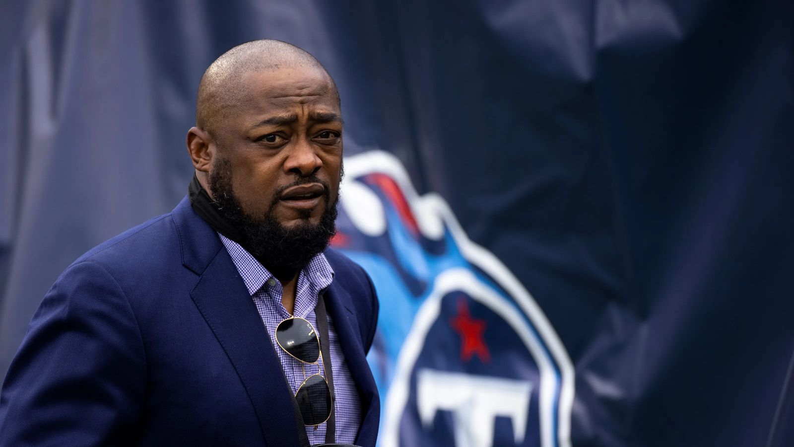Steelers May Have Made Big Mistake By Not "Seriously Entertaining" Massive Coach Trade (Steelers News). Photo by Brett Carlsen / AP Photo