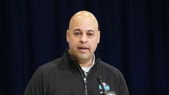 Steelers' Top 4 Free Agent Options As Injuries Start To Pile Up (Steelers News)
