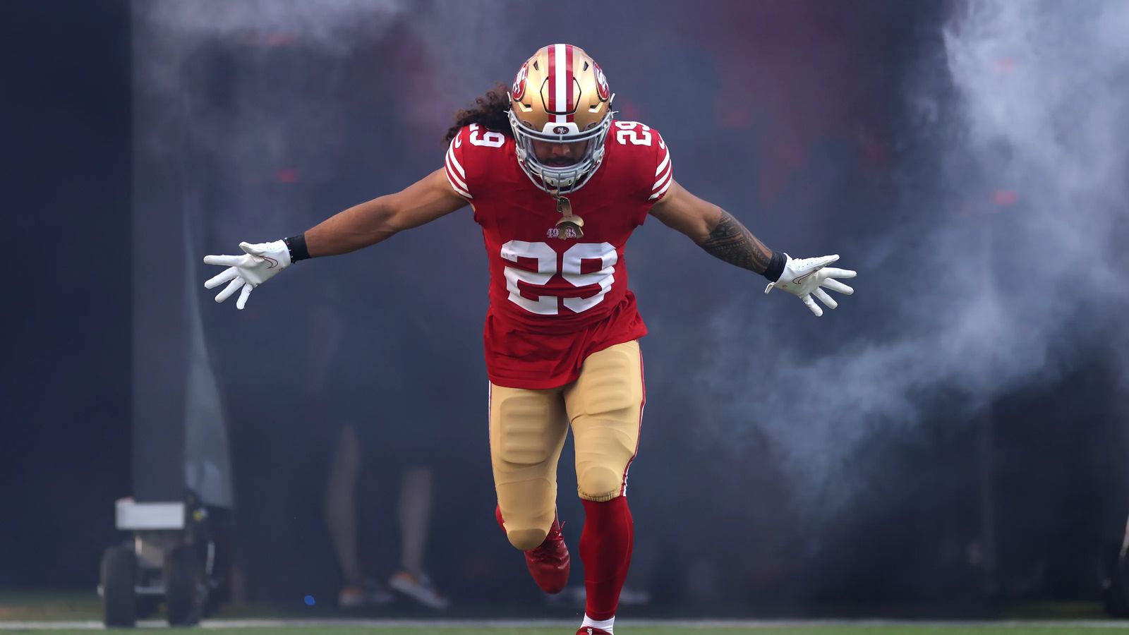 Steelers Undrafted Free Agent Gets Compared To New Broncos Safety Talanoa Hufanga (Steelers News). Photo by Facebook: Kruk & Kuip