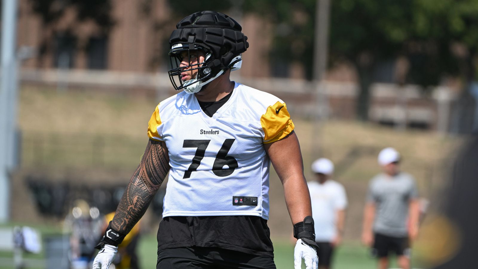 Steelers' Troy Fautanu Has Great Praise For 2024 Draft Classmates (Steelers News). Photo by Barry Reeger / USA Today Sports