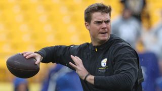 Steelers' Will Howard Gives Insider Knowledge To How Young Quarterbacks Work With New Coaching Staff (Steelers News). Photo by Charles LeClaire / Imagn Images