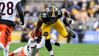 Navigating The Steelers' Offensive Woes Ahead Of A Crucial Bengals Clash (Steelers). Photo by Karl Roster / Pittsburgh Steelers
