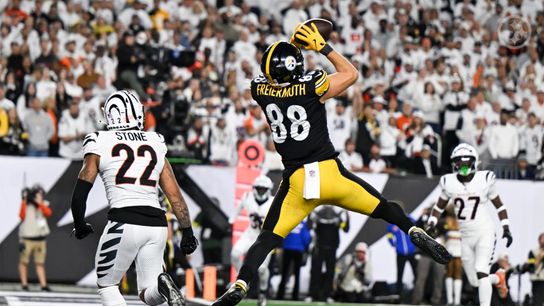 Steelers tight end Pat Freiermuth makes a touchdown catch during Pittsburgh's 33-31 loss to the Cincinnati Bengals win Week 7 of the 2025 NFL Regular Season.