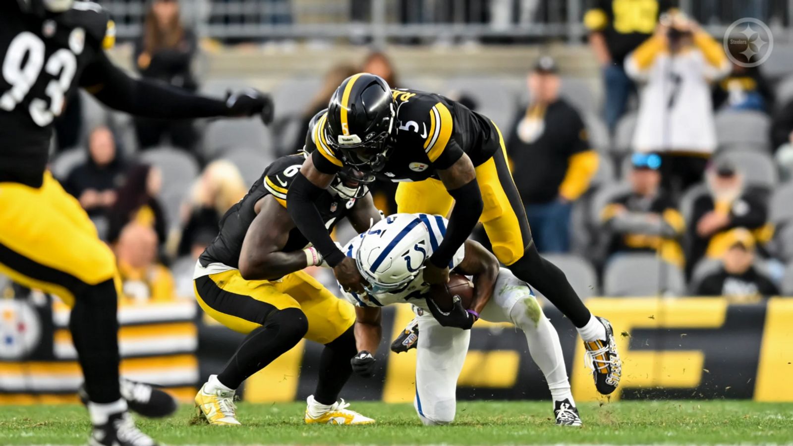"His Play Is Too Inconsistent": Steelers Star Hasn't Lived Up To The Hype Since Signing In Pittsburgh (Steelers News). Photo by Karl Roser / Pittsburgh Steelers