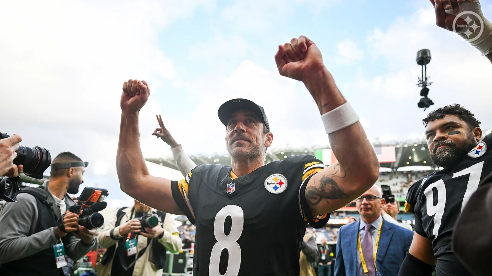 Steelers Insider: Pittsburgh Has No Intention Of Welcoming Aaron Rodgers Back For 2026 Season Without An AFC North Title (Steelers News). Photo by Ben McShane / Pittsburgh Steelers