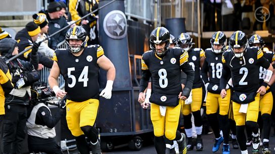 Steelers quarterback Aaron Rodgers and the offense jog onto the field at Acrisure Stadium prior to Pittsburgh's matchup with the Buffalo Bills in Week 13 of the 2025 NFL Regular Season.