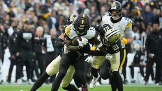 Steelers' Receiver Crisis Has Germie Bernard Paying An Unseen Price (Steelers News). Photo by Kirby Lee / Imagn Images