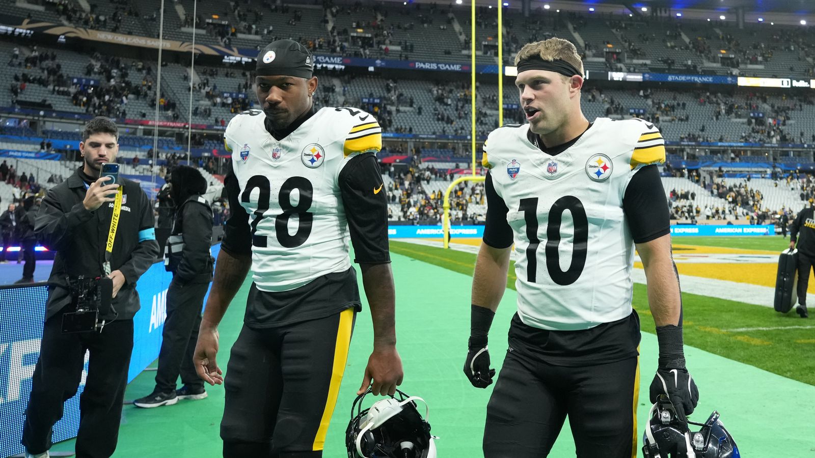 Steelers' James Harrison Detailed How A Damaging Trend Is Turning Help Into Harm (Steelers News). Photo by Kirby Lee / Imagn Images