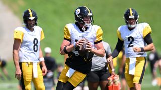 Roethlisberger: Steelers Can't Afford To Roll The Dice With Big Practice Squad Gamble (Steelers News). Photo by Barry Reeger / Imagn Images