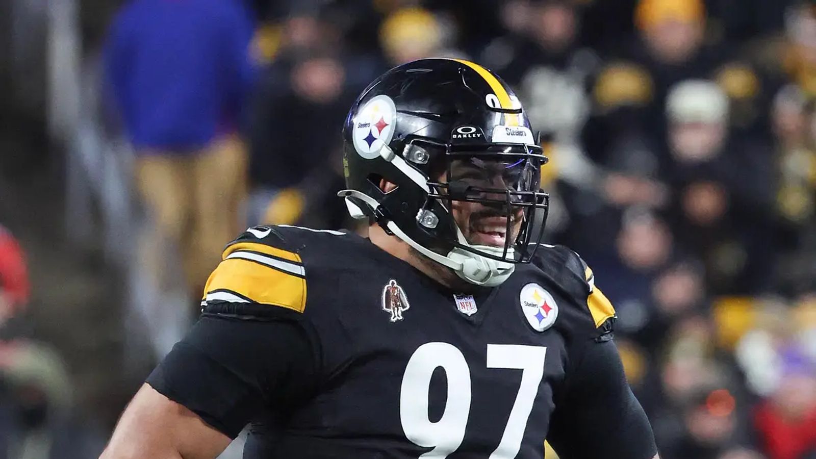  Steelers’ Cam Heyward Sounds The Alarm Over Dangerous Camp Gamble (Steelers News). Photo by Charles LeClaire / Imagn Images