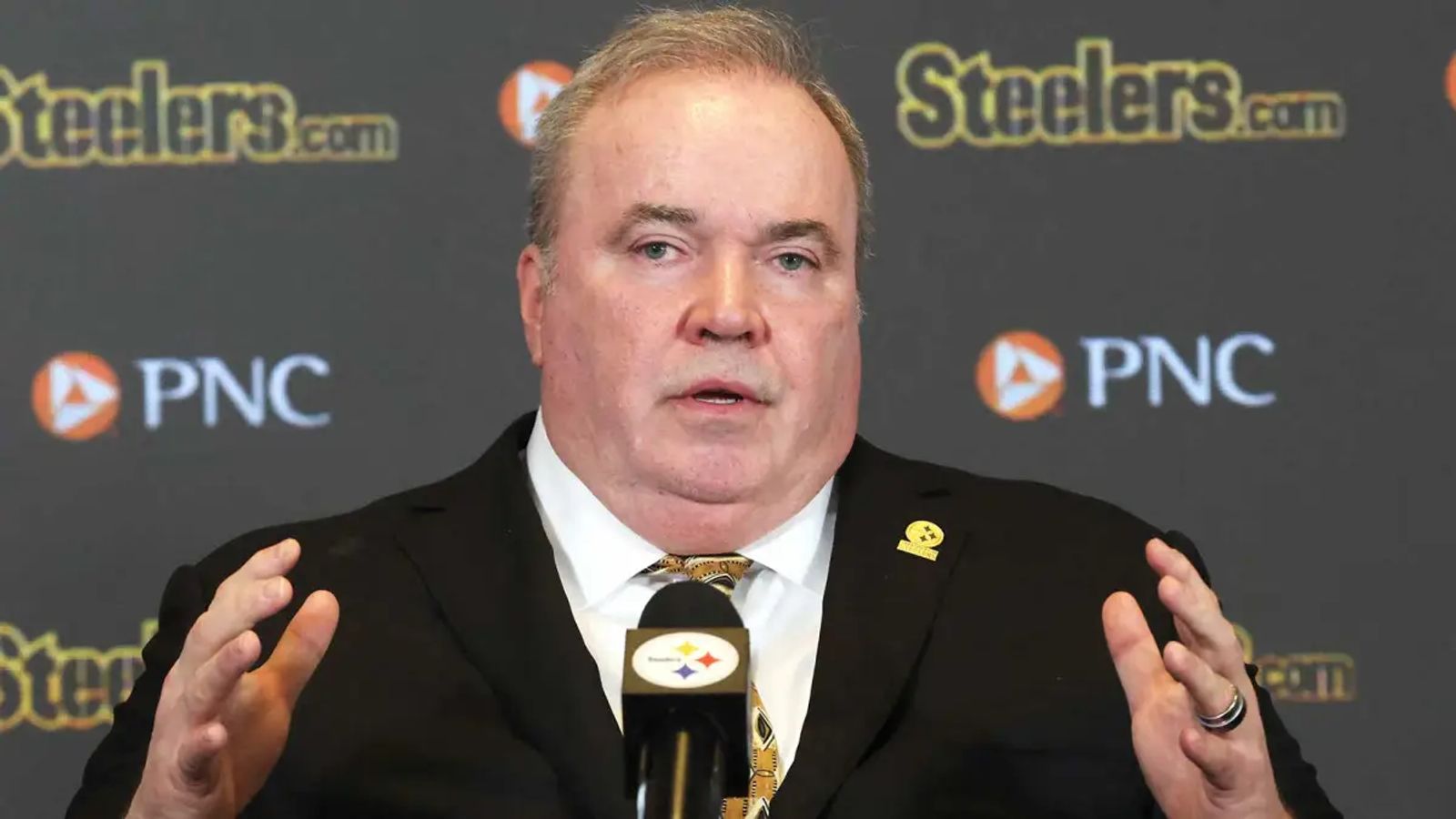 Steelers Veteran Gets Blunt Respect From One Of His Biggest Rivals (Steelers News). Photo by Charles LeClaire / Imagn Images