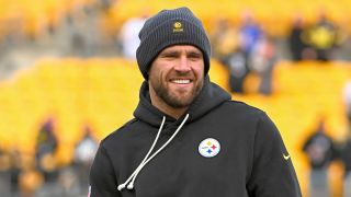 Steelers' TJ Watt Owns Legitimate Argument Critics Can't Touch (Steelers News). Photo by Barry Reeger / Imagn Images