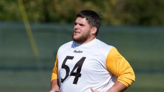 Steelers' Offensive Line Makes Bold Pact After "Meh" Start In Pads (Steelers News). Photo by Kirby Lee / Imagn Images