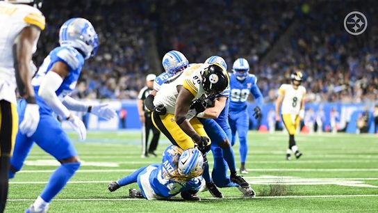 Steelers tight end Darnell Washington (80) during a regular season matchup between the Pittsburgh Steelers and Detroit Lions.