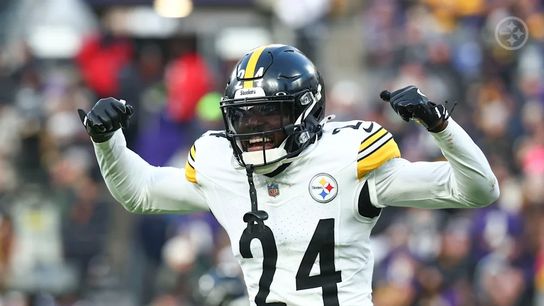 Steelers cornerback Joey Porter Jr. (24) during a regular season matchup between the Pittsburgh Steelers and Baltimore Ravens.