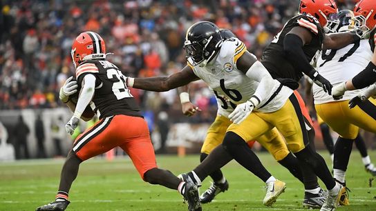 Steelers linebacker Patrick Queen (6) during a regular season matchup between the Pittsburgh Steelers and Cleveland Browns. Steelers linebacker Patrick Queen (6) during a regular season matchup between the Pittsburgh Steelers and Cleveland Browns.