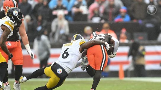 Steelers linebacker Patrick Queen (6) during a regular season matchup between the Pittsburgh Steelers and Cleveland Browns. Steelers linebacker Patrick Queen (6) during a regular season matchup between the Pittsburgh Steelers and Cleveland Browns.
