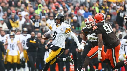 Steelers quarterback Aaron Rodgers (8) during a regular season matchup between the Pittsburgh Steelers and Cleveland Browns.