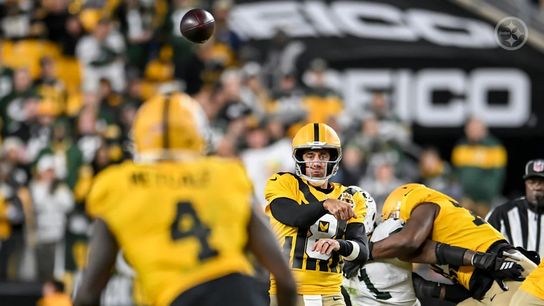 Steelers quarterback Aaron Rodgers (8) during a regular season matchup between the Pittsburgh Steelers and Green Bay Packers. Steelers quarterback Aaron Rodgers (8) during a regular season matchup between the Pittsburgh Steelers and Green Bay Packers.