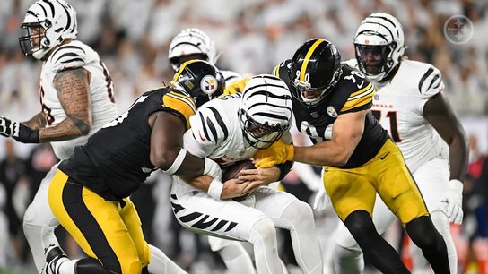Steelers linebacker T.J. Watt (90) during a regular season matchup between the Pittsburgh Steelers and Cincinnati Bengals.