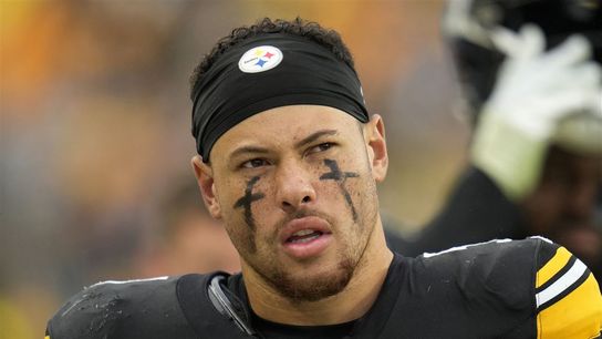 Steelers' Alex Highsmith Gives Definitive Answer On How To End Pittsburgh's Playoff-Win Drought . Photo by Charles LeClaire / USA TODAY Sports