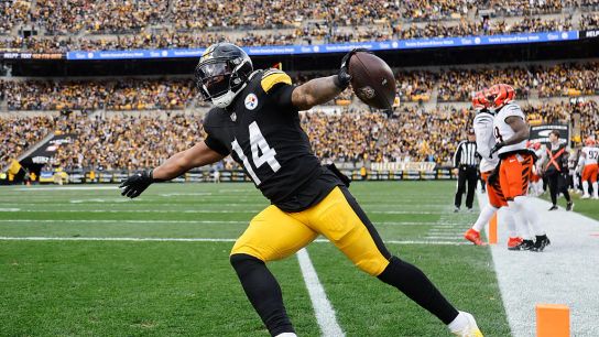 Steelers' New HC Mike McCarthy’s Arrival Could Spell The End Of Kenneth Gainwell’s Run In Pittsburgh. Photo by Justin K. Aller / Getty Images