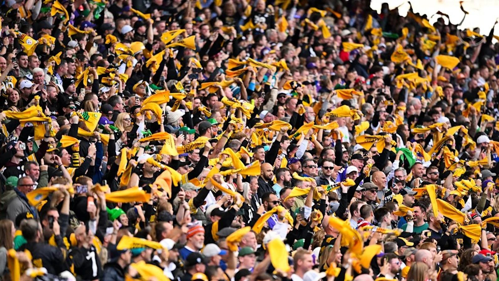 How Steelers Fans Can Identify Official UFABET8 Register Links And Stay Safe Online (Steelers News). Photo by Karl Roser / Pittsburgh Steelers