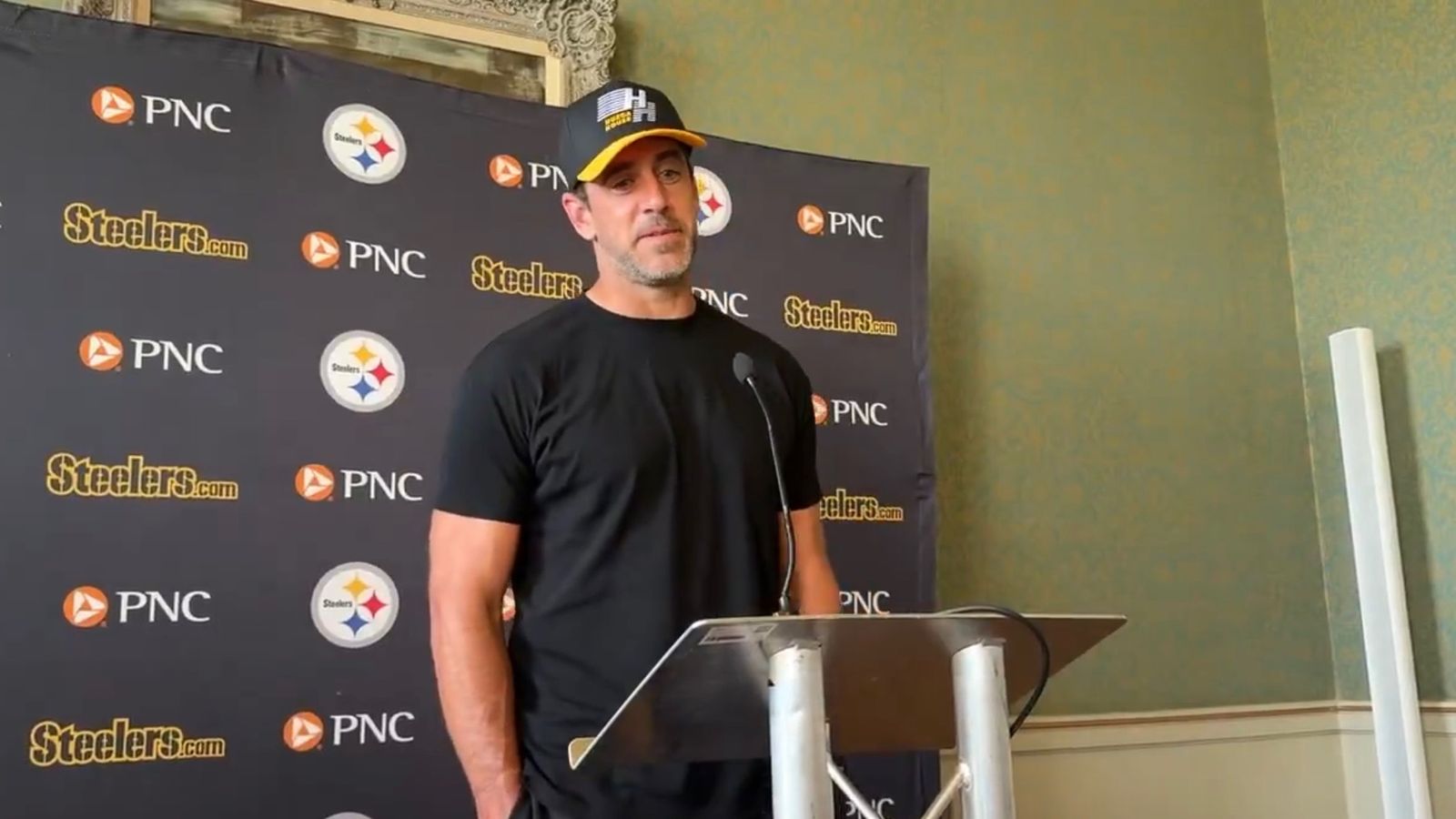 Steelers' Aaron Rodgers Sends Massive Shot To Roger Goodell And The NFL (Steelers News). Photo by X: @bepryor