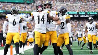 Steelers' Kenneth Gainwell Will Absolutely Be Effective Again Against Seahawks: "Try To Make This Thing Explode" (Steelers News). Photo by Mitchell Leff / Getty Images
