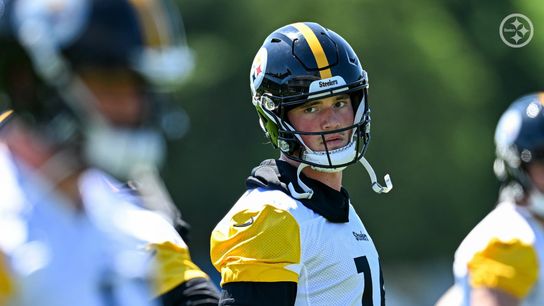 Steelers' Drew Allar Is Enthusiastic To Learn From Future HOF QB Aaron Rodgers. Photo by Taylor Ollason / Pittsburgh Steelers